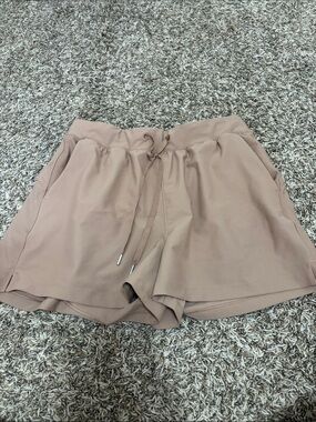 Old Navy Women's Athletic Drawstring Shorts - Warm Taupe
